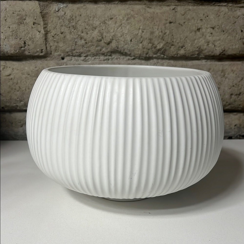 Jonathan Adler white vintage Vitalia bowl .